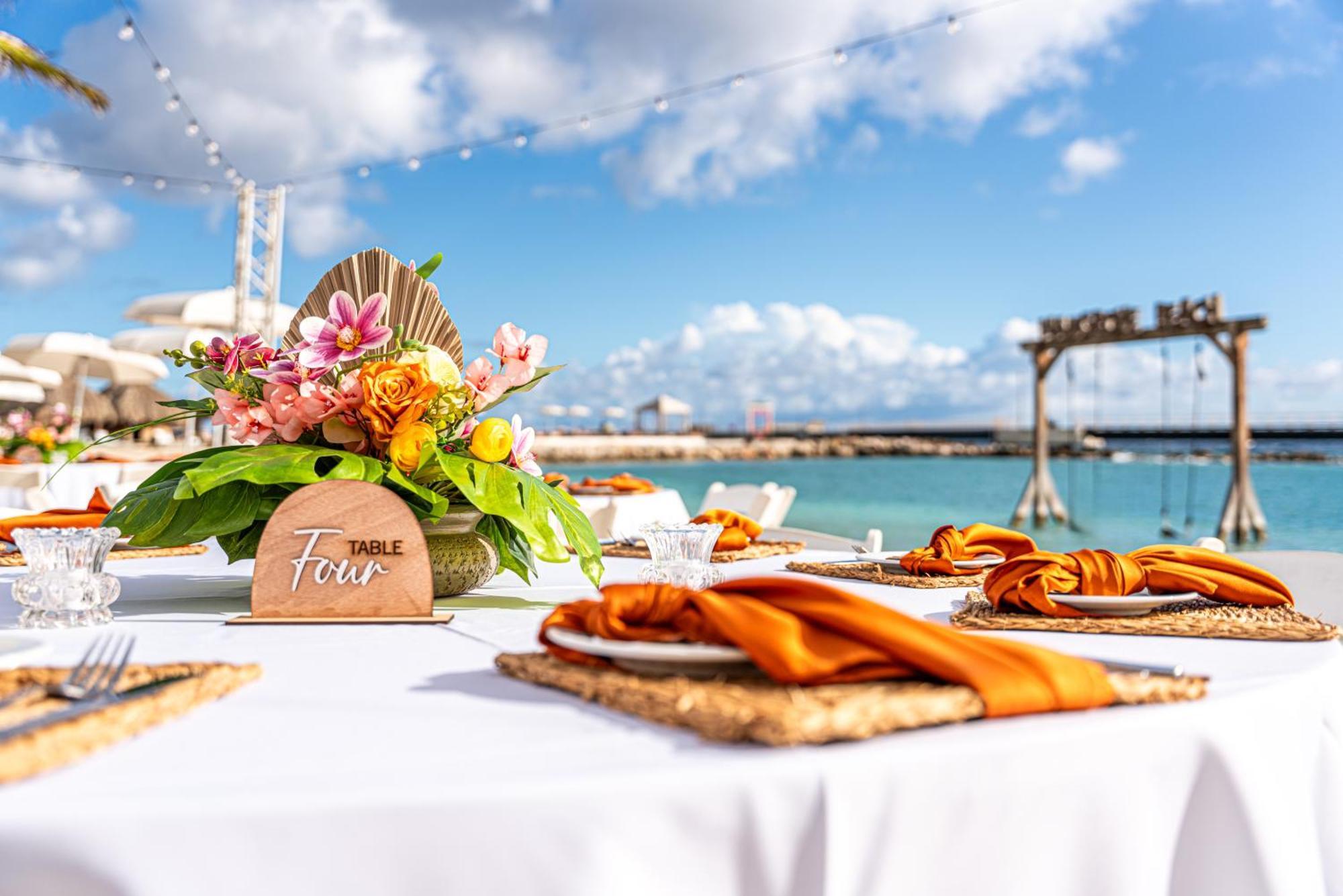 Mangrove Beach Corendon Curacao All-Inclusive Resort, Curio Вилемстад Екстериор снимка